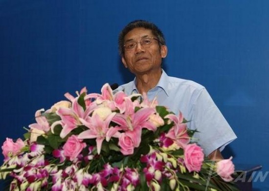 陈一龙：进一步加快商用车轻量化的步伐