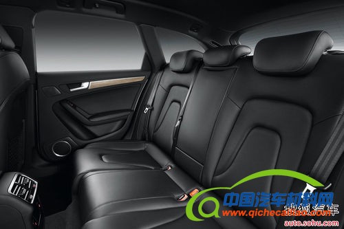 奥迪 A4 allroad quattro 壁纸 官方 图片