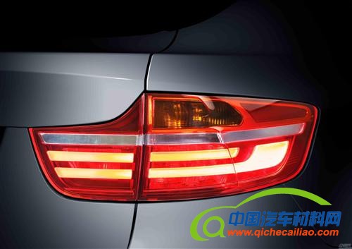 海拉向宝马新款X6供应车灯组件