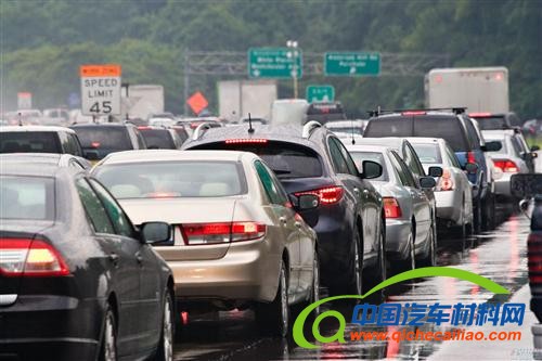 美国政府延迟发布车企2025年燃油经济性法规