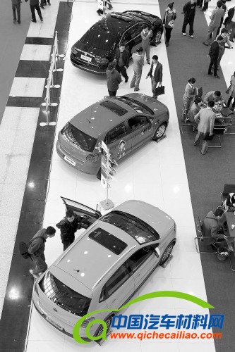 整车企业中报集体下滑 行业回暖尚待来年