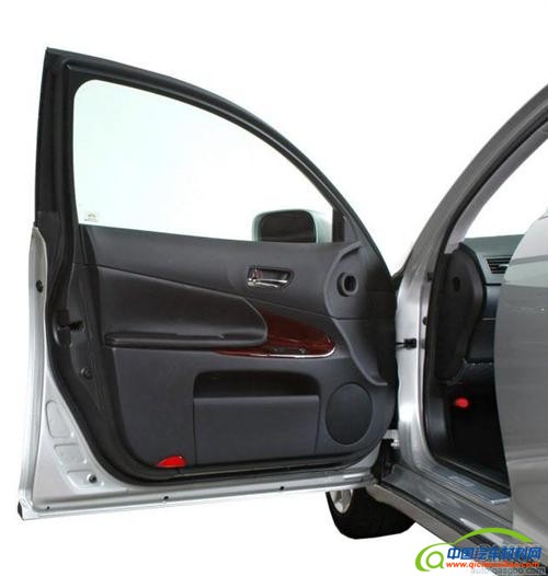 西川橡胶工业向中国一汽供应降噪车门挡雨条