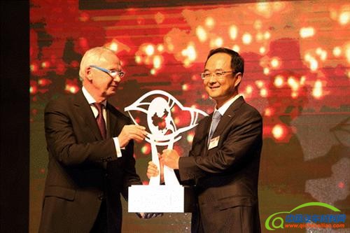 吉利集团荣膺首届&rdquo;中国信誉大奖&rdquo; 