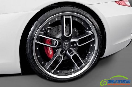 保时捷911全新改装设计 使用聚氨酯材料