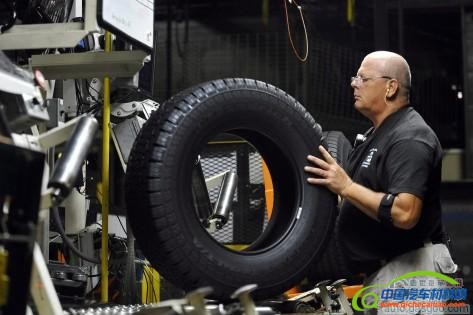 米其林因胎面脱落隐患在北美召回130万条轮胎