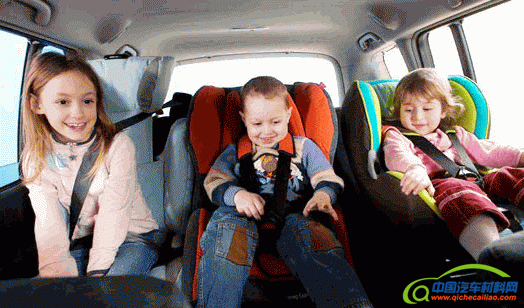 家长关注与政策完善 护航儿童安全出行