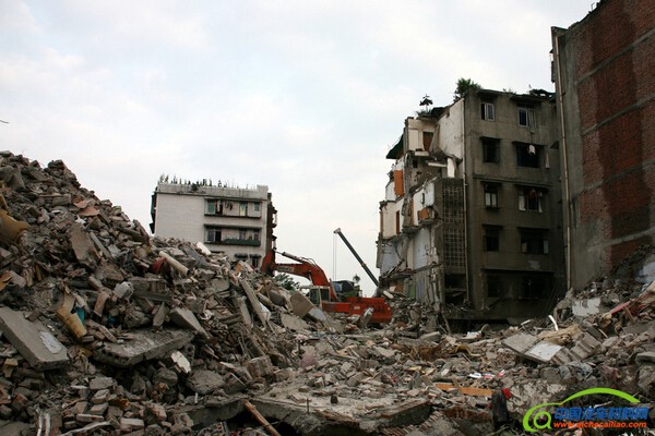 图为云南鲁甸地震灾区