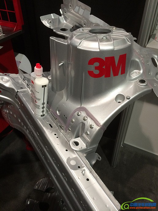 Image: 3M_Cadillac chassis.jpg