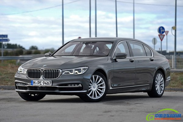 宝马新一代7系下月上市 新车轻量化高装备
