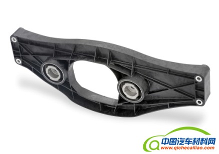 轻量化技术领域的里程碑：康迪泰克振动控制开发的后桥横梁。 照片来源：康迪泰克