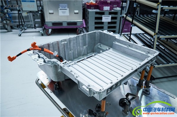 解密宝马电池和电机制造工厂，看看德国工业制造有多强大！