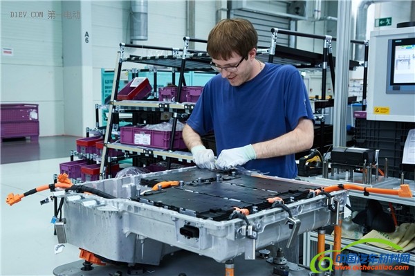 解密宝马电池和电机制造工厂，看看德国工业制造有多强大！