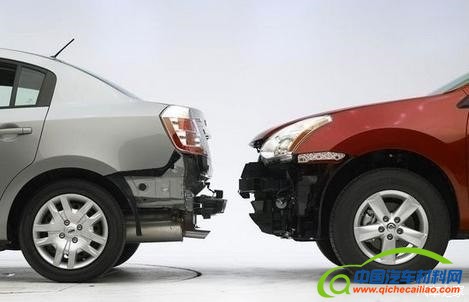 你信么？日本车竟用塑料泡沫代替防撞梁