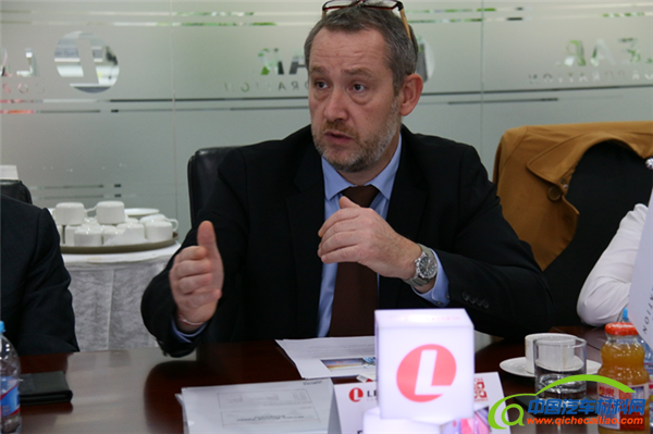 李尔，电子电气，座椅；，座椅骨架