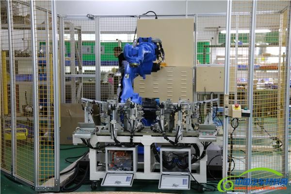 新能源汽车，轻量化，锁铆铆接