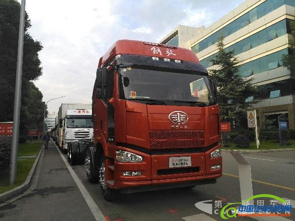 新J6P打头阵 一汽解放年会32款展车让你一下看个够