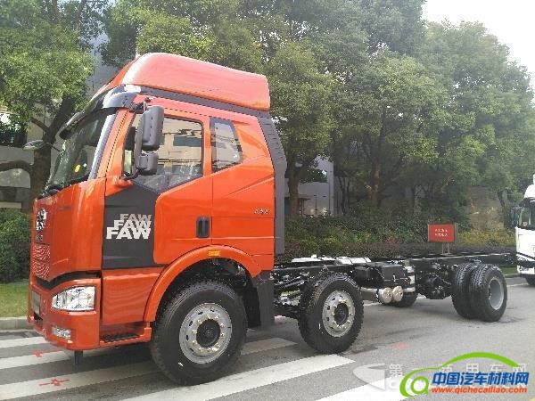 新J6P打头阵 一汽解放年会32款展车让你一下看个够