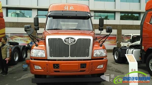 新J6P打头阵 一汽解放年会32款展车让你一下看个够