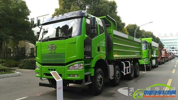 新J6P打头阵 一汽解放年会32款展车让你一下看个够