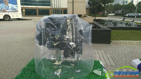 新J6P打头阵 一汽解放年会32款展车让你一下看个够