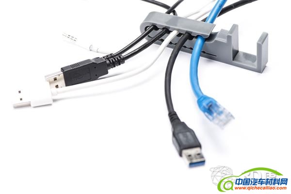 Carbon新推三种树脂材料：EPX 81、CE 221和UMA 90