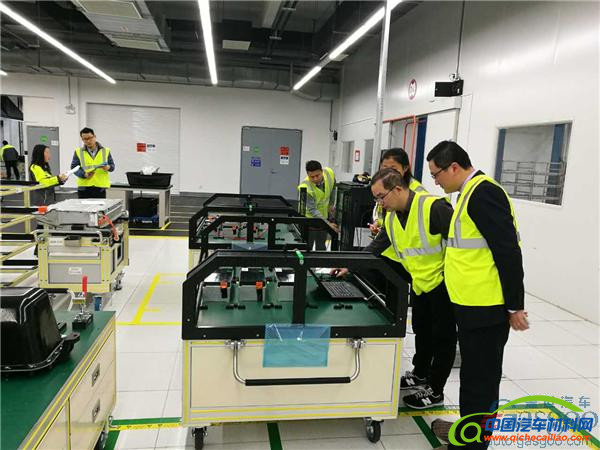 新能源汽车，动力电池，动力电池，电动电池，电池成本，补贴退坡