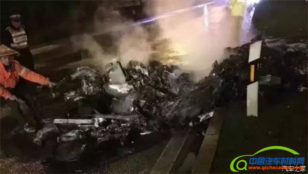 ，汽车车身材料,全铝合金车身，碳纤维材料