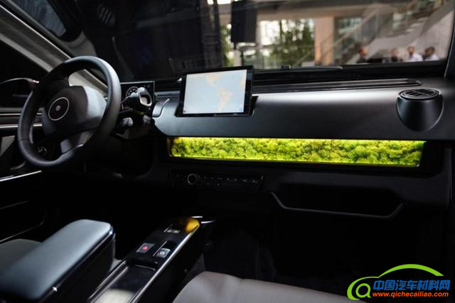 全球首款量产太阳能电动汽车发布 有望2019年交付