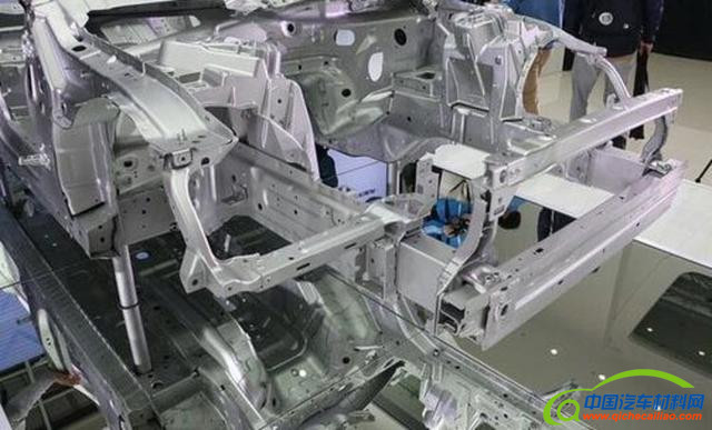 中国首台全铝车身电动汽车，小蚂蚁到底能耐几何！