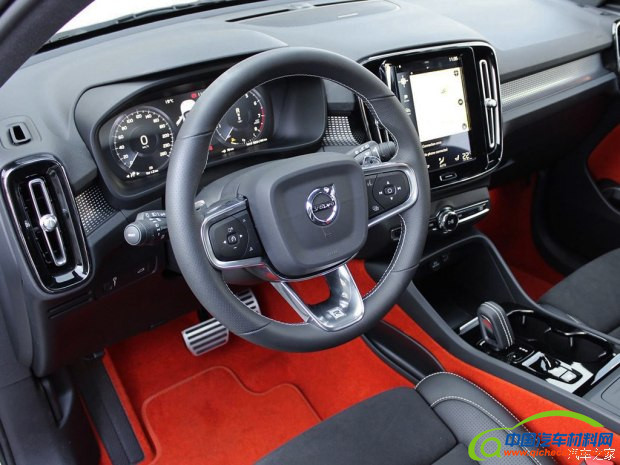 沃尔沃(进口) 沃尔沃XC40 2018款 基本型