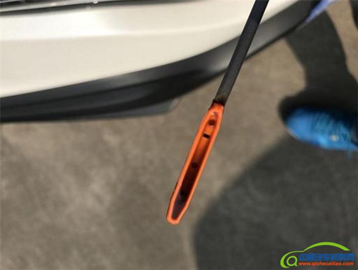 汽车零部件,机油增多