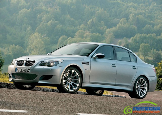 前瞻技术，12缸发动机,V10发动机