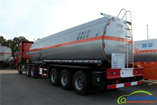 重卡销量暴涨50%，明泰铝业车用铝合金板订单大幅攀升