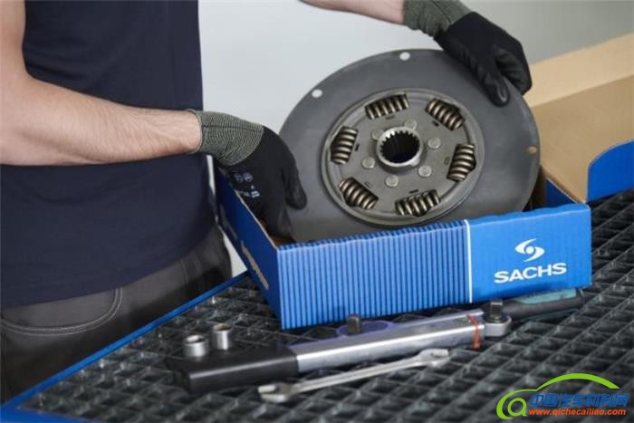 萨克斯（Sachs）多级扭振减振器（Torsio<em></em>nal dampers）