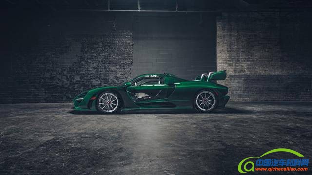 首辆迈凯伦Senna交付，绿的一塌糊涂，号称最漂亮的碳纤维！
