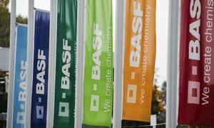 电池，巴斯夫电池材料工厂,巴斯夫与Nornickel联手，电动车电池