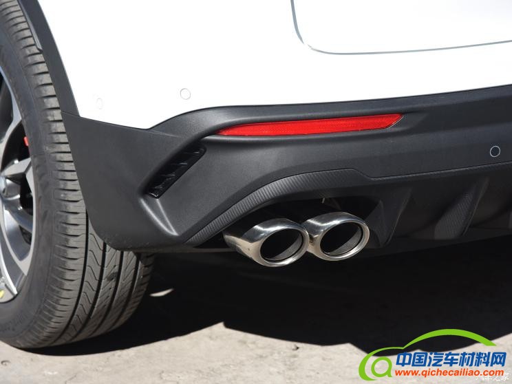 吉利汽车 缤越 2019款 运动款 260T DCT Battle