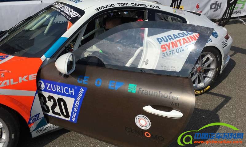 保时捷卡曼,保时捷卡曼有机材料，保时捷卡曼重量减轻60%，弗劳霍恩夫木材研究所天然纤维复合材料，汽车新技术