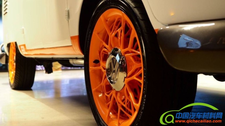 撒罗满：汽车制造业巨头大众运用3D打印与AI结合生产汽车零部件