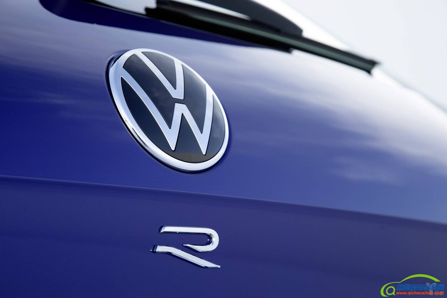 首次采用插混动力,大众touareg r日内瓦车展首发