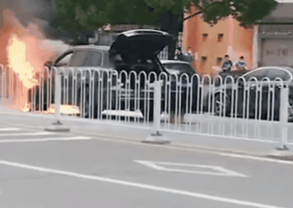 理想ONE国内首次起火自燃：现场火光冲天 官方紧急发声