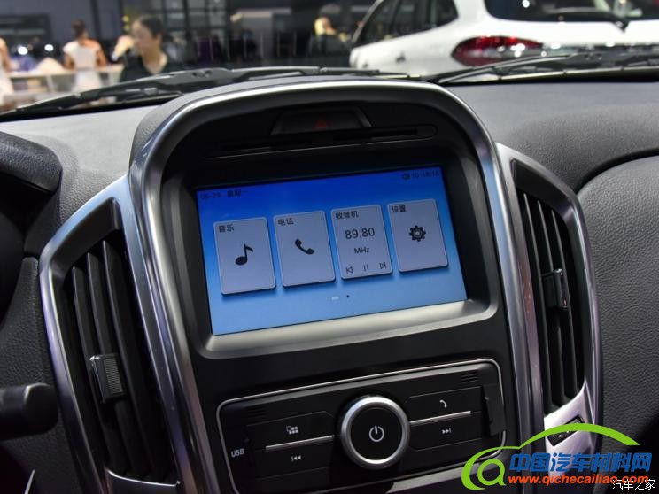 江铃汽车 宝典 2020款 2.5T柴油四驱尊享版长轴JX4D25A6L