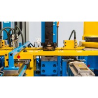 数控冲压设备、三维拉弯机设备租赁服务