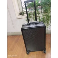 厂家直销18寸碳纤维拉杆箱高端大气发货快