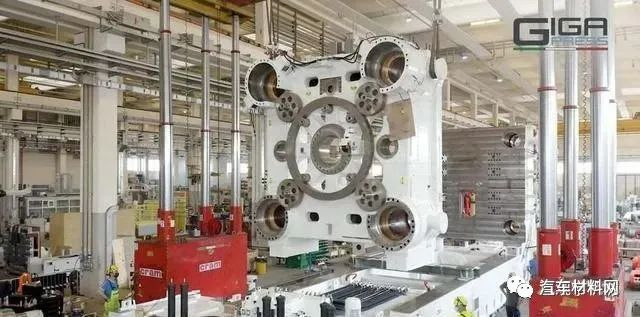 IDRA集团近日推出了一台9000吨高压Giga Press压铸机的组装宣传视频252
