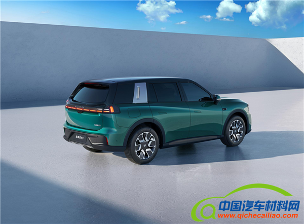 理想再添新对手！小牛创始人李一男造车：27.88万起的自游家NV发售