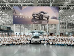 极氪X首批量产车在成都工厂正式下线 6月中旬开启交付 - 手机中国 -