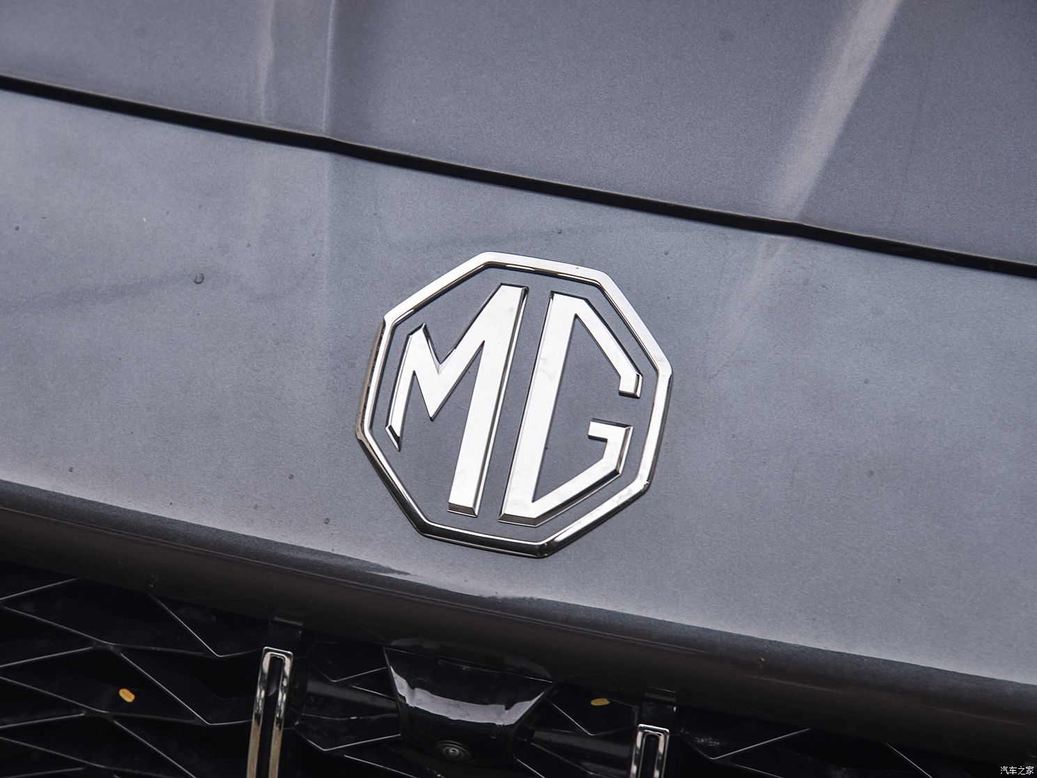 上汽集团 MG5 2024款 300TGI DCT高配版