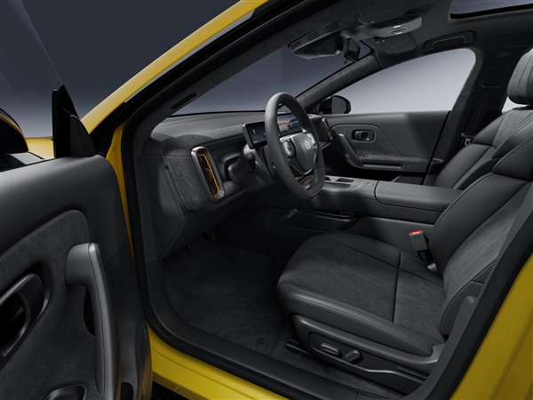 新势力纯电&ldquo;高尔夫&rdquo; 零跑Lafa5内饰官图发布：战斗感极强