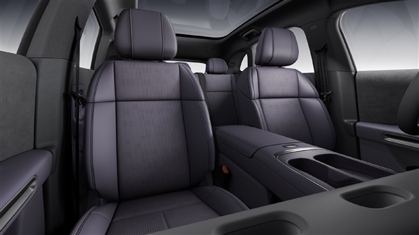 新势力纯电&ldquo;高尔夫&rdquo; 零跑Lafa5内饰官图发布：战斗感极强